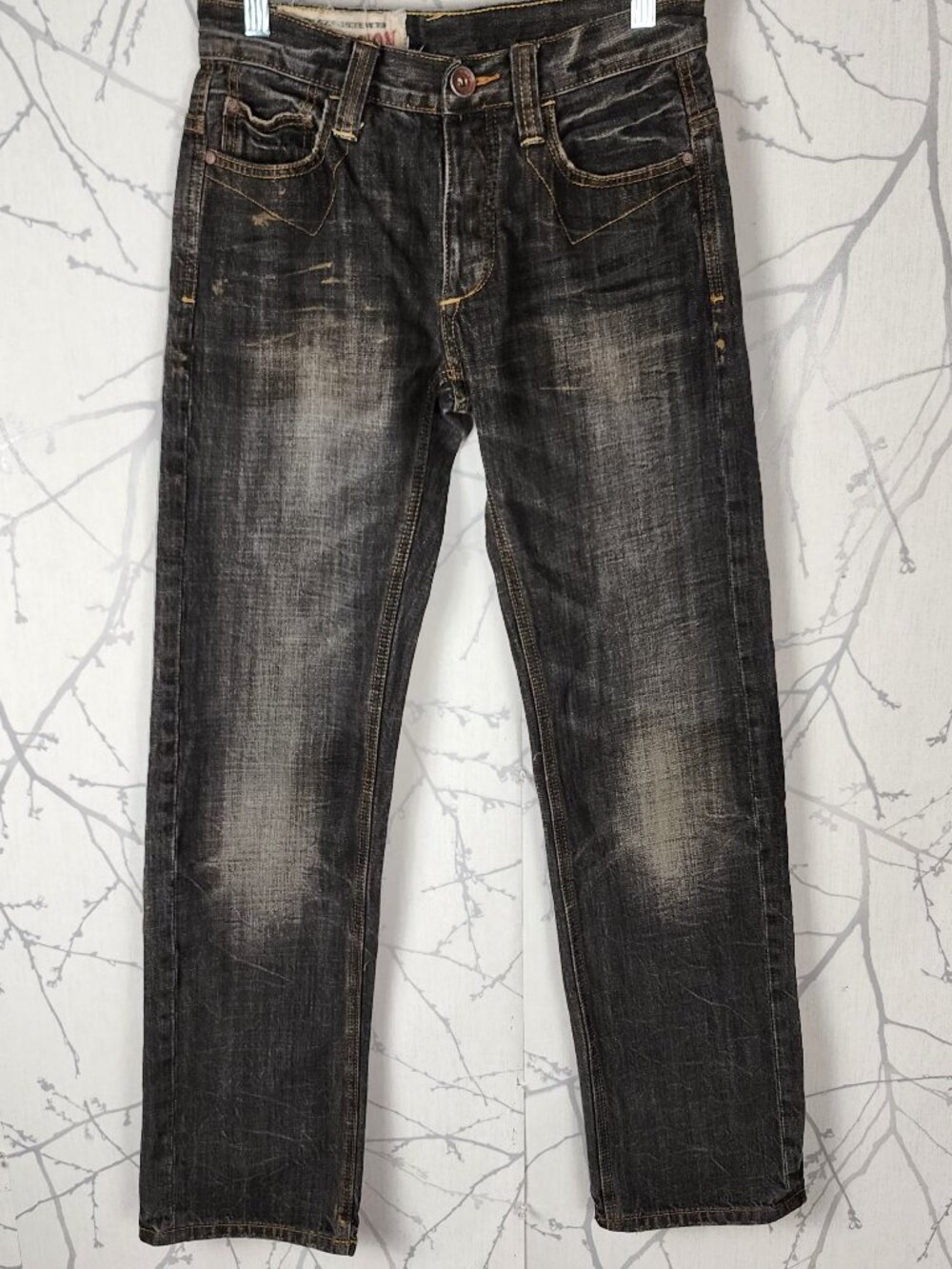 Chevignon VTG Legend Label Black Wash Rigid Denim Straight Leg Jeans
